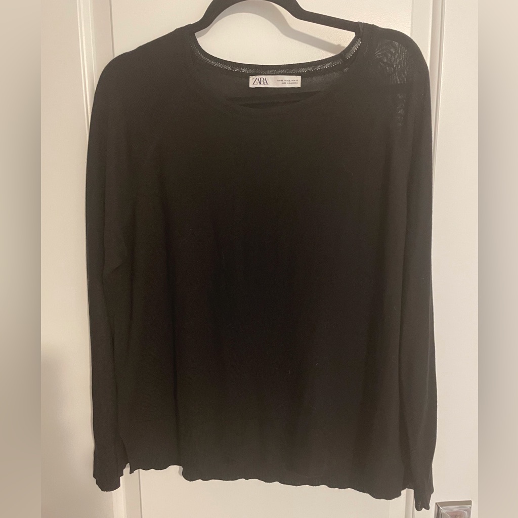 Zara Light Weight Black Sweater Size Xl Small Slits On Both Sides Very Soft
